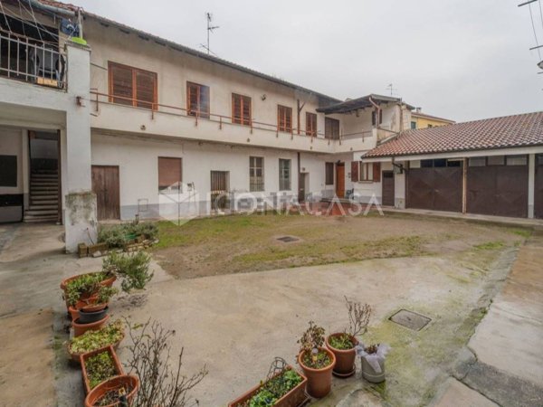 appartamento in vendita a Nerviano in zona Villanova