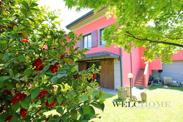 casa indipendente in vendita a Nerviano