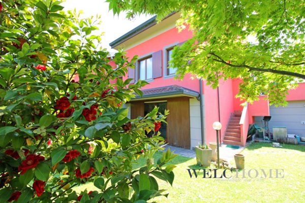 casa indipendente in vendita a Nerviano