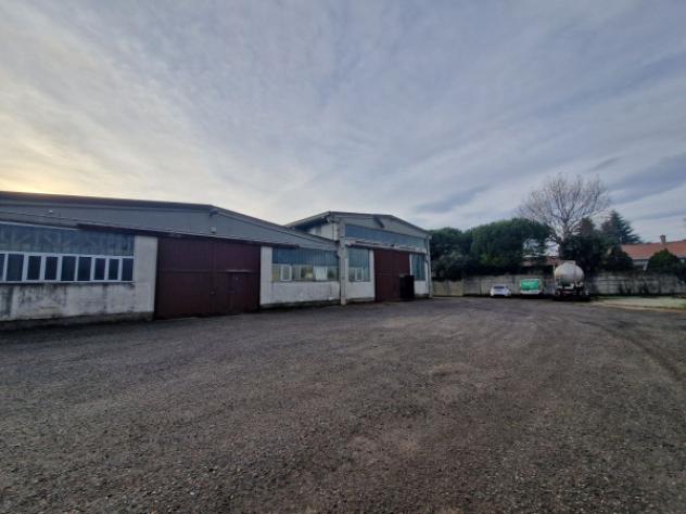 capannone in vendita a Nerviano