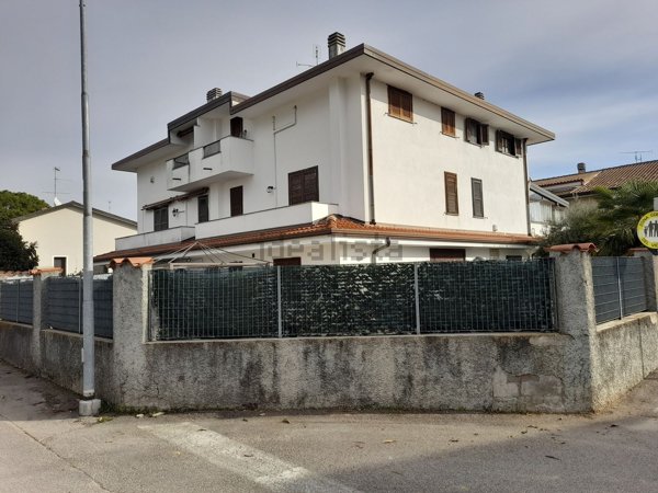 casa indipendente in vendita a Nerviano