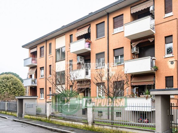 appartamento in vendita a Nerviano in zona Villanova