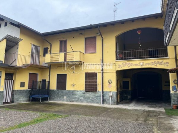 appartamento in vendita a Nerviano in zona Sant'Ilario