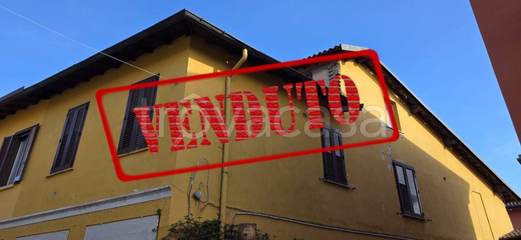 appartamento in vendita a Nerviano in zona Villanova