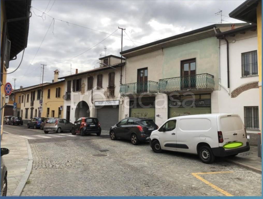 negozio in vendita a Nerviano
