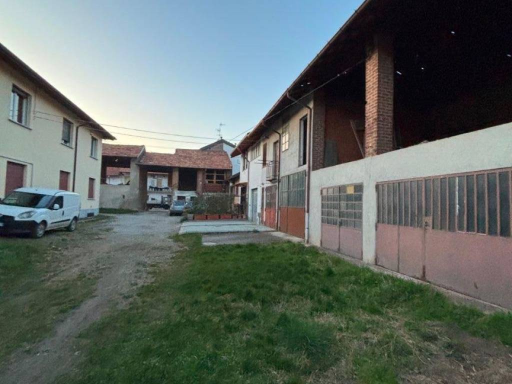 appartamento in vendita a Nerviano in zona Garbatola