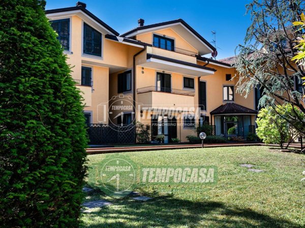 appartamento in vendita a Nerviano
