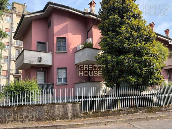 appartamento in vendita a Nerviano in zona Villanova