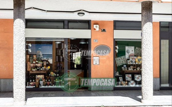 negozio in vendita a Nerviano in zona Villanova