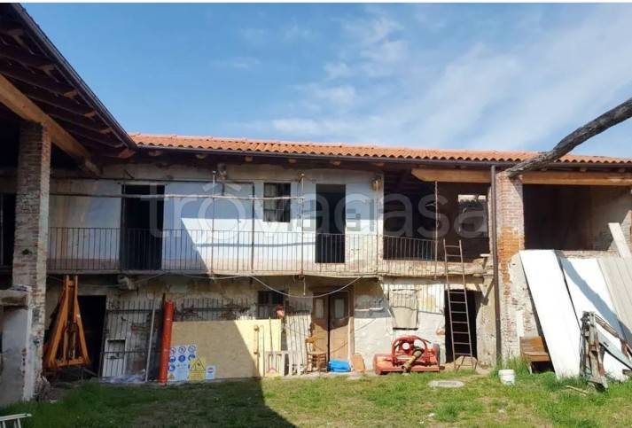 casa indipendente in vendita a Nerviano in zona Garbatola