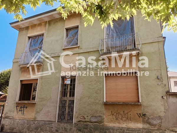 casa indipendente in vendita a Nerviano in zona Villanova