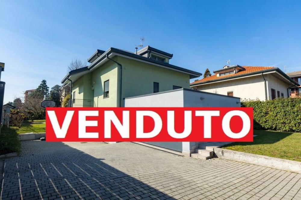 casa indipendente in vendita a Nerviano in zona Villanova
