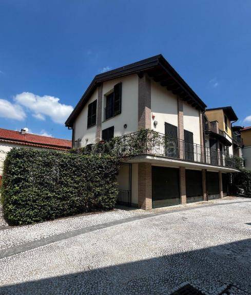 appartamento in vendita a Nerviano in zona Villanova