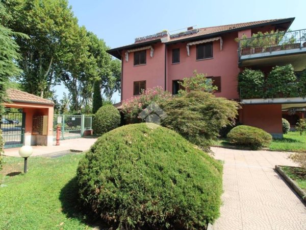 appartamento in vendita a Nerviano in zona Villanova