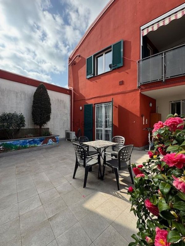 appartamento in vendita a Nerviano in zona Villanova