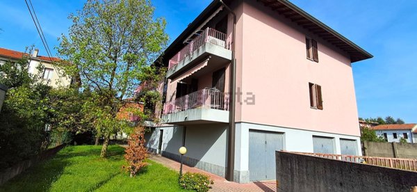 appartamento in vendita a Nerviano in zona Villanova