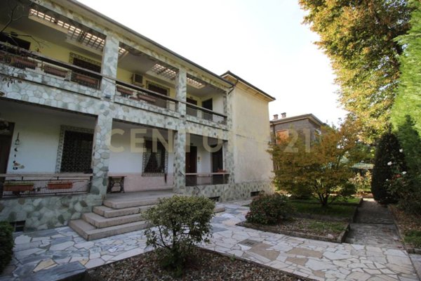 appartamento in vendita a Nerviano in zona Villanova