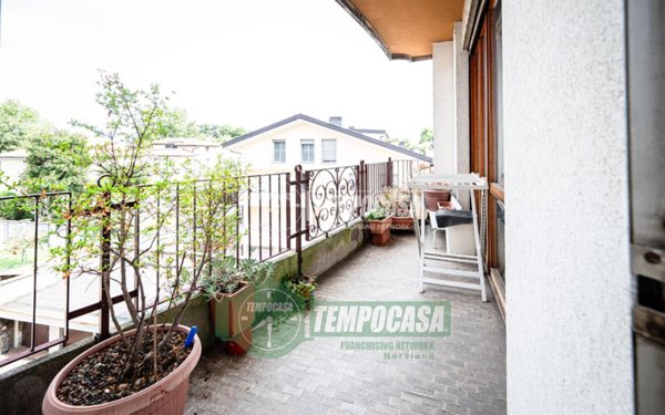 appartamento in vendita a Nerviano in zona Villanova
