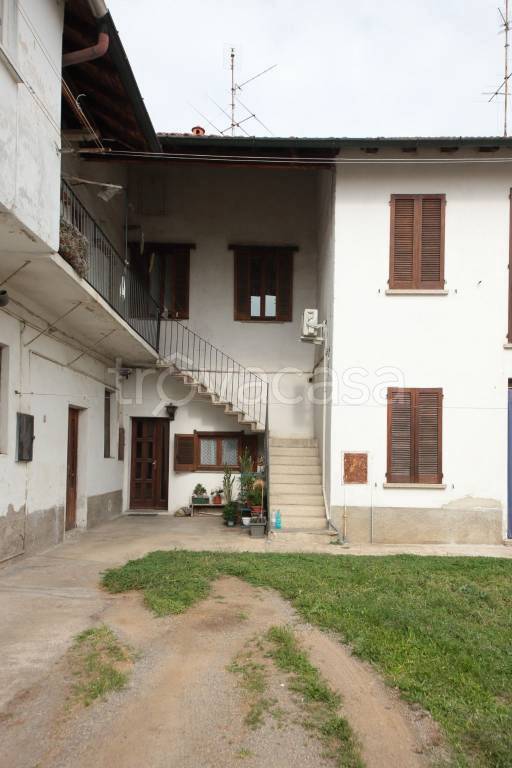 appartamento in vendita a Nerviano in zona Garbatola