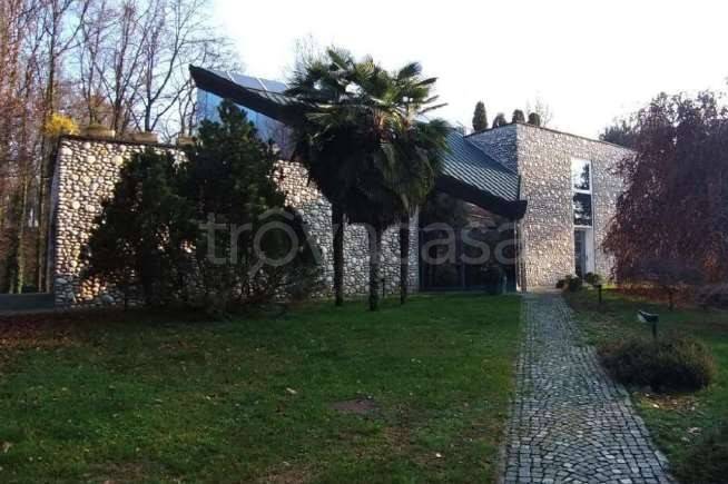 casa indipendente in vendita a Nosate