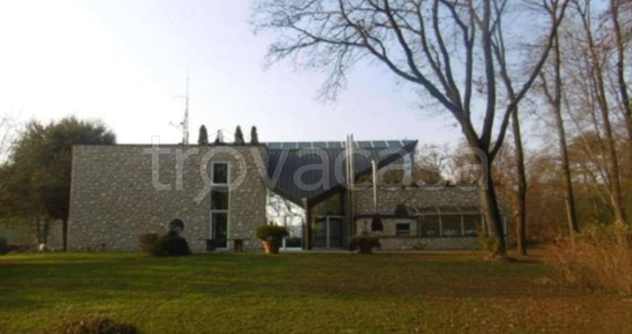 casa indipendente in vendita a Nosate