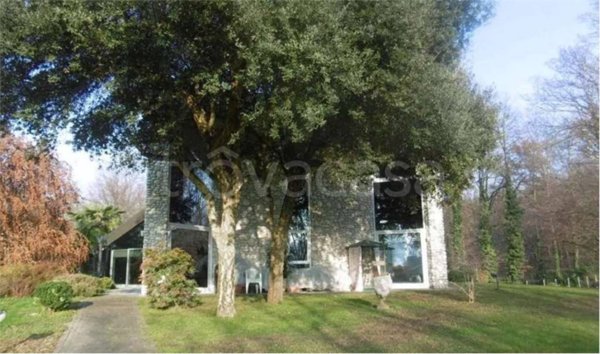 casa indipendente in vendita a Nosate