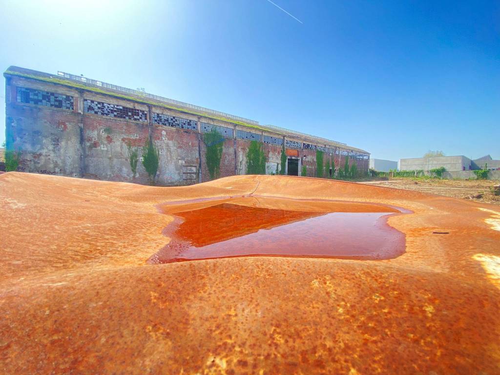 locale commerciale in vendita a Novate Milanese