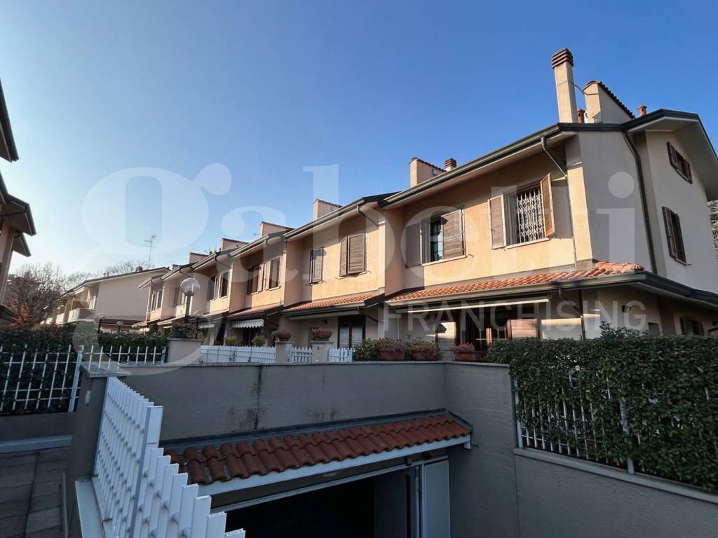 casa indipendente in vendita a Novate Milanese