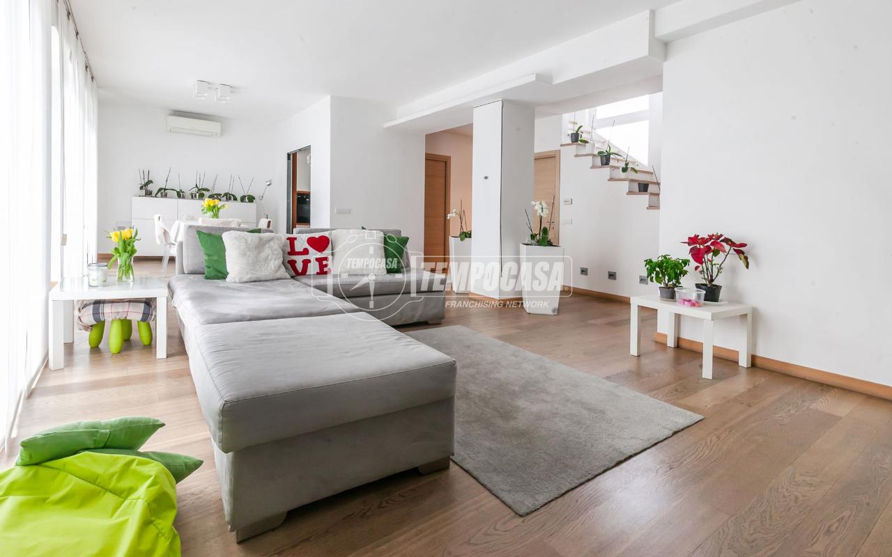 casa indipendente in vendita a Novate Milanese