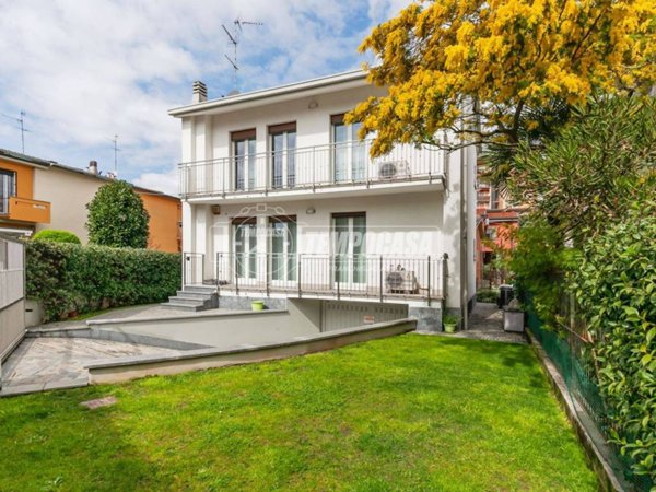casa indipendente in vendita a Novate Milanese