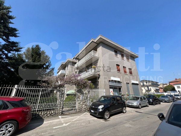appartamento in vendita a Novate Milanese