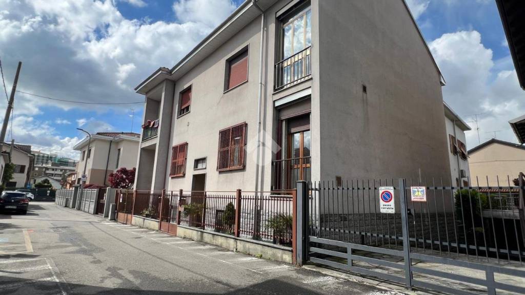 appartamento in vendita a Novate Milanese