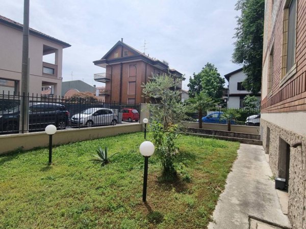 appartamento in vendita a Novate Milanese