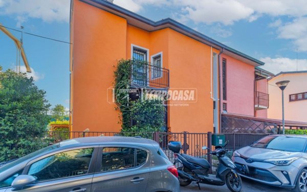 casa indipendente in vendita a Novate Milanese