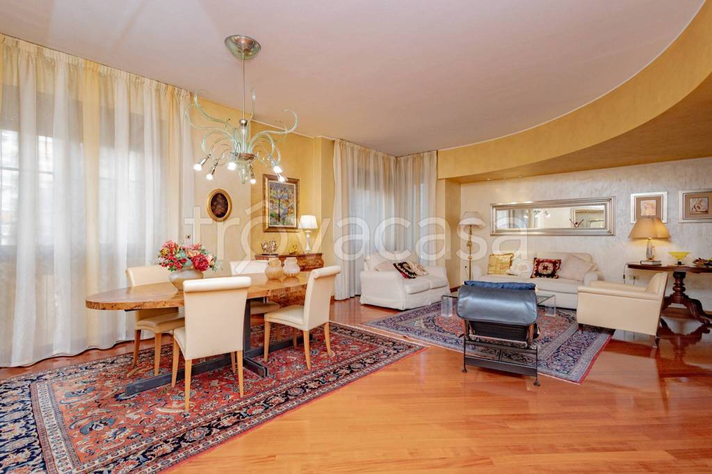 appartamento in vendita a Novate Milanese