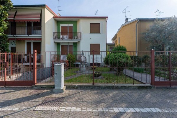 casa indipendente in vendita a Novate Milanese