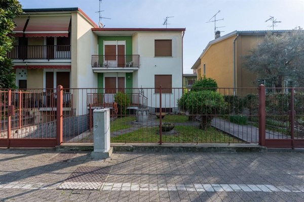 casa indipendente in vendita a Novate Milanese