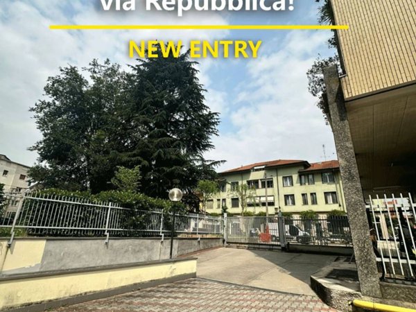 locale commerciale in vendita a Novate Milanese