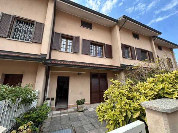 casa indipendente in vendita a Novate Milanese