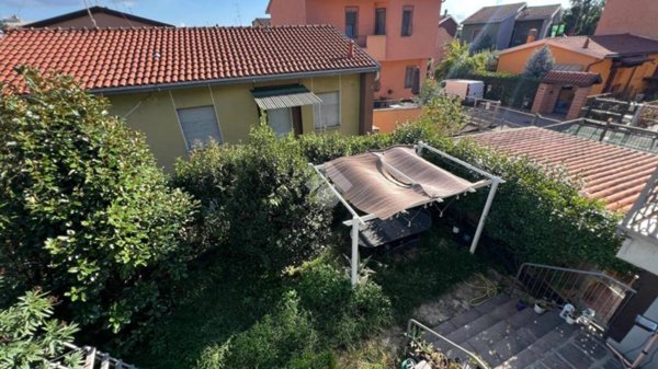 casa indipendente in vendita a Novate Milanese