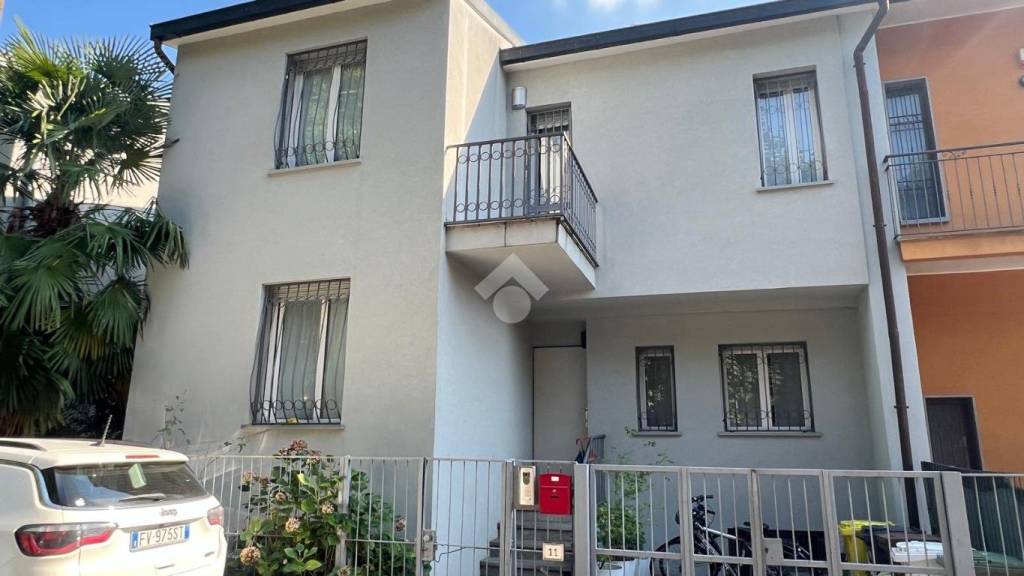casa indipendente in vendita a Novate Milanese