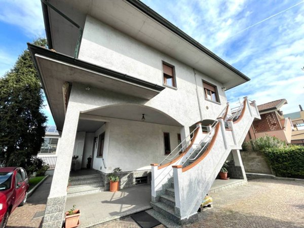 casa indipendente in vendita a Novate Milanese