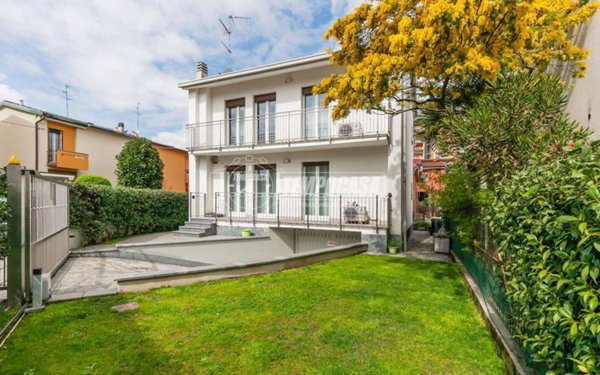 casa indipendente in vendita a Novate Milanese