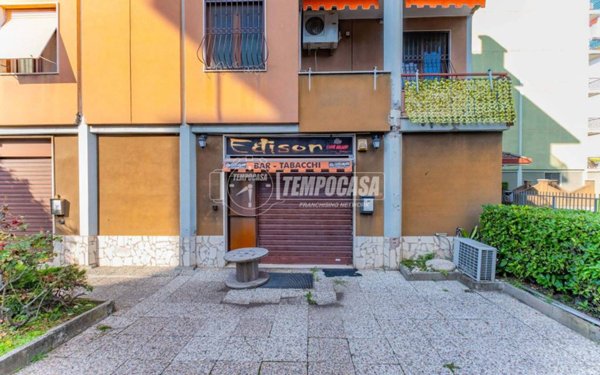 negozio in vendita a Novate Milanese
