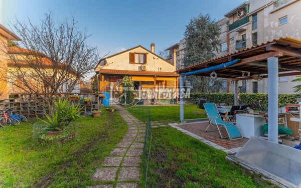 appartamento in vendita a Novate Milanese