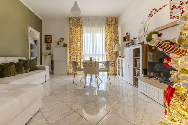 appartamento in vendita a Novate Milanese