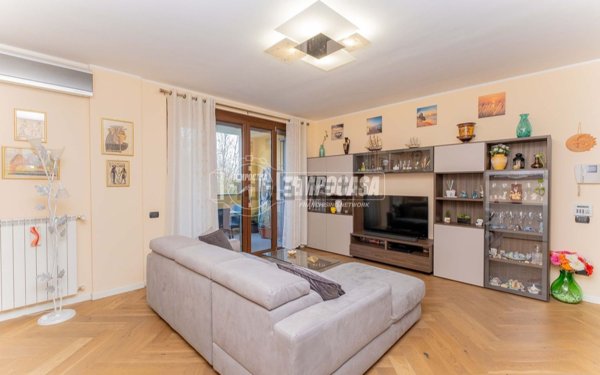 appartamento in vendita a Novate Milanese