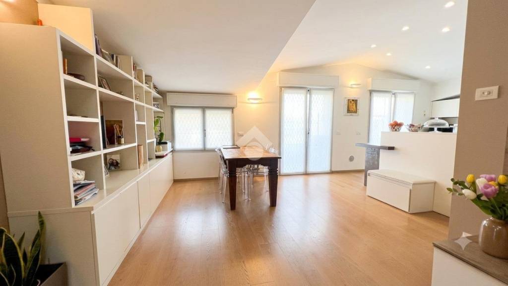 appartamento in vendita a Novate Milanese