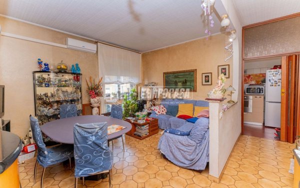 appartamento in vendita a Novate Milanese