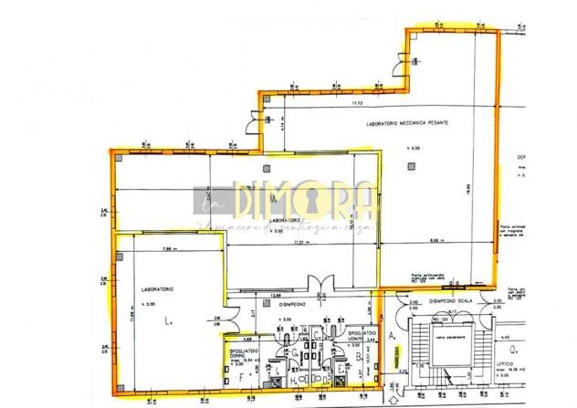 locale commerciale in vendita a Novate Milanese